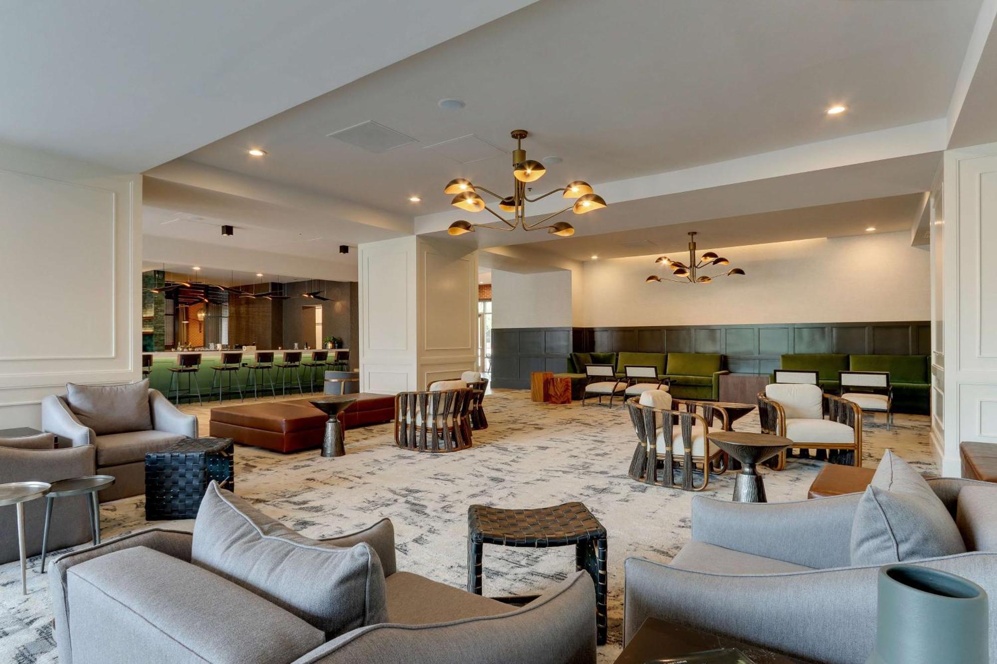 The Chattanoogan Hotel, Curio Collection By Hilton Экстерьер фото